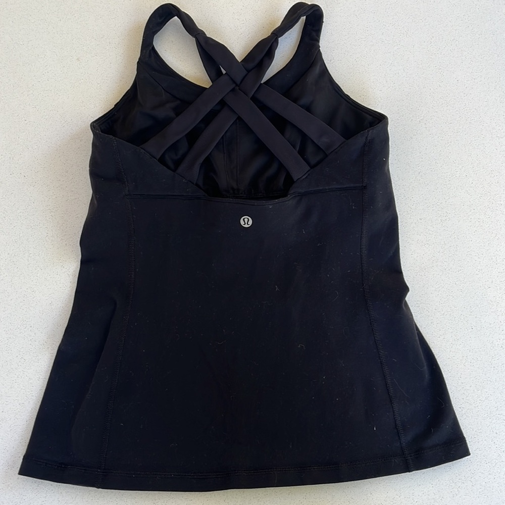 Lululemon tank with built-in bra